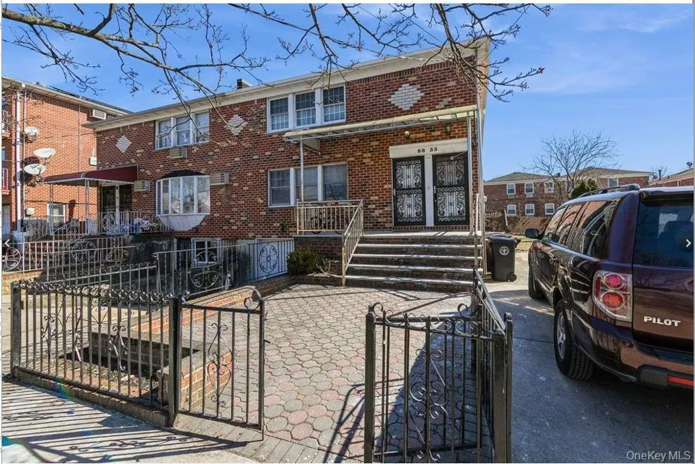 8833 Ransom Street Queens Village, NY 11427