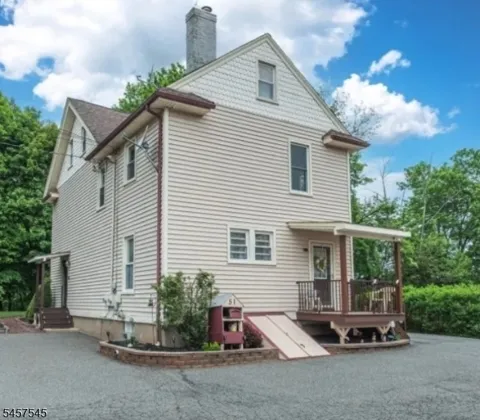 51 Main St #2 Unit 2