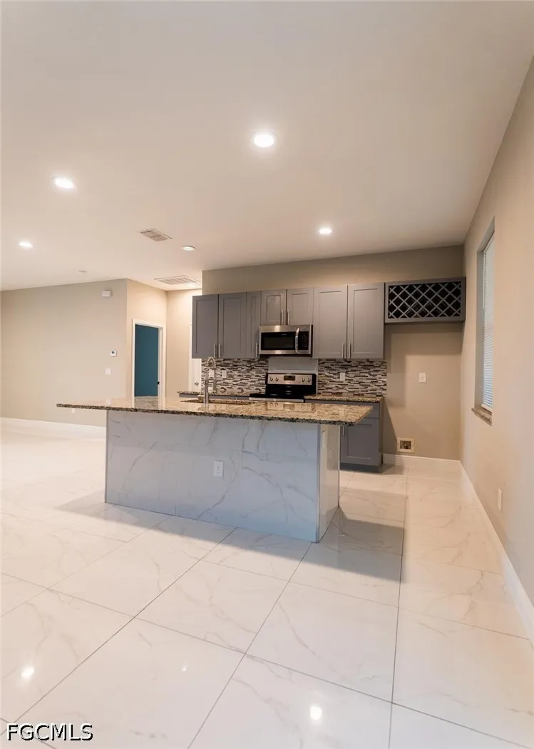 5th Street SW Lehigh Acres, FL 33976