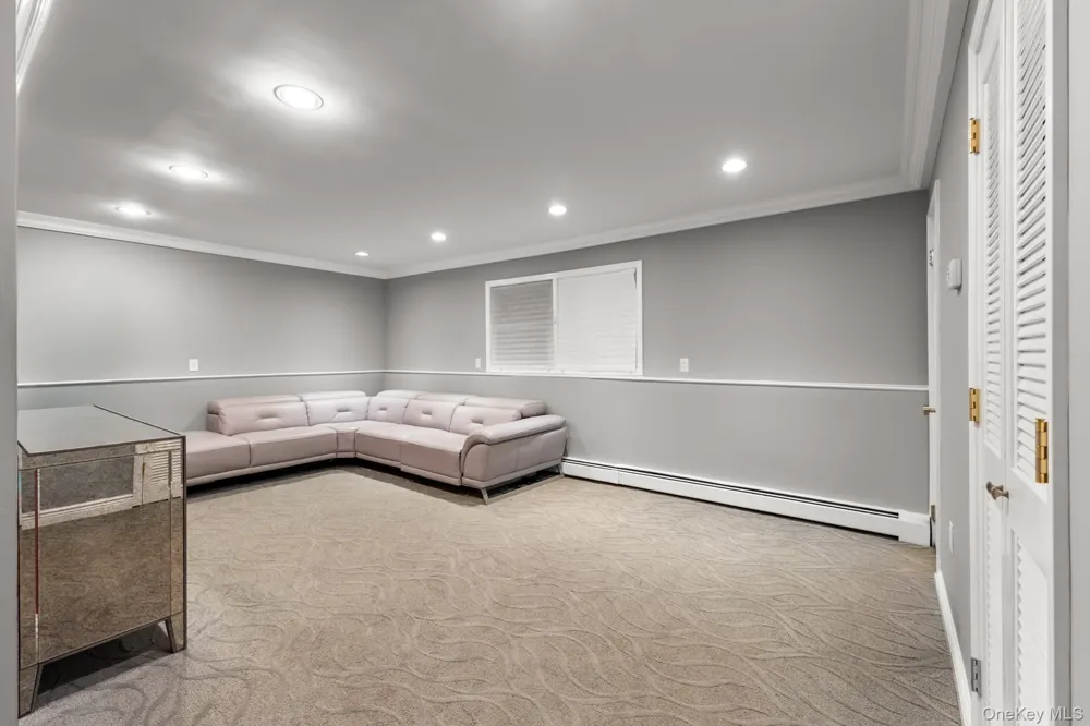 1 Earl Court Monsey, NY 10952