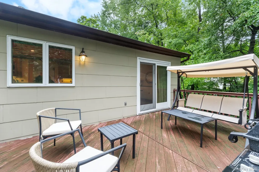 1 Earl Court Monsey, NY 10952