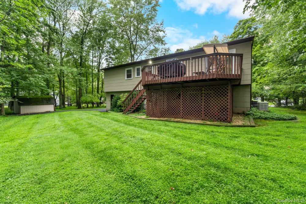 1 Earl Court Monsey, NY 10952
