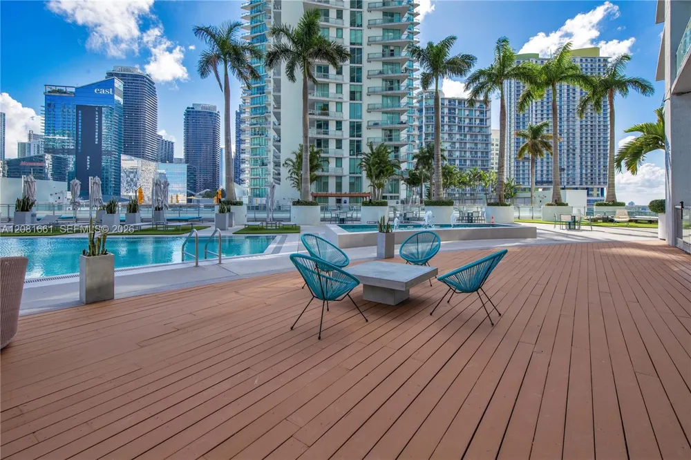 90 SW 3rd St #3110 Miami, FL 33130