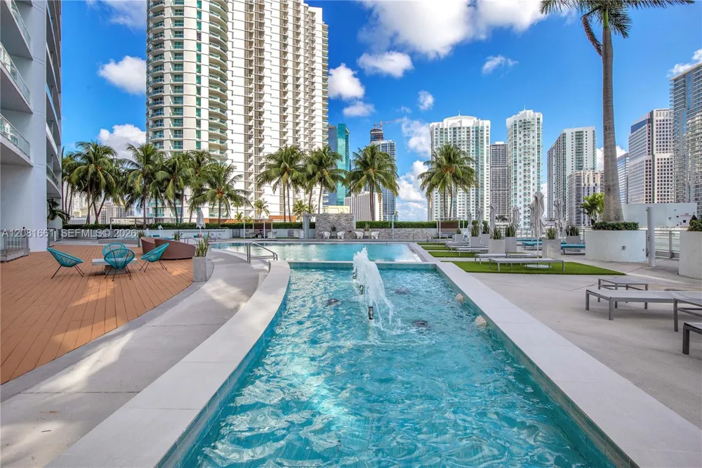 90 SW 3rd St #3110 Miami, FL 33130
