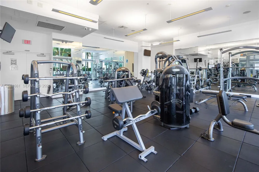 90 SW 3rd St #3110 Miami, FL 33130