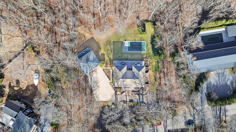 4 Bayview Avenue Shelter Island Heights, NY 11965
