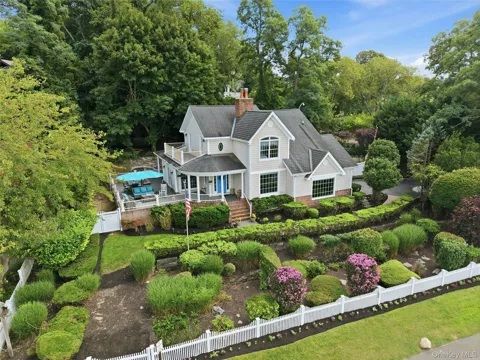 47 Shore Road