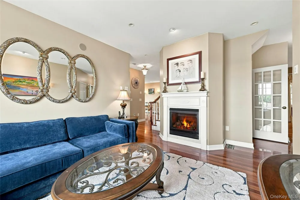 47 Shore Road Stony Brook, NY 11790