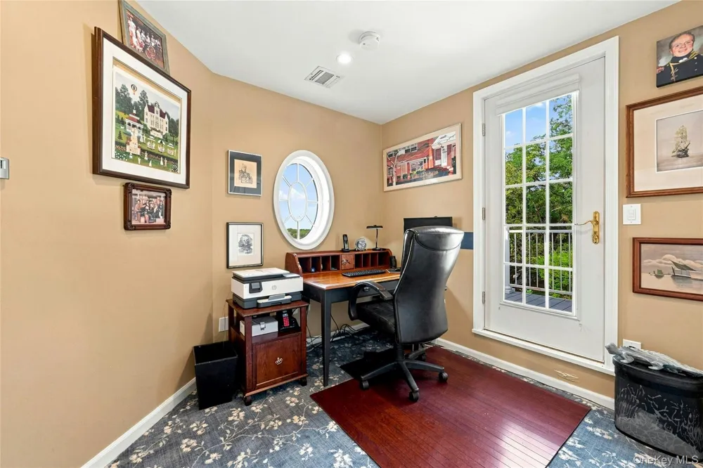 47 Shore Road Stony Brook, NY 11790