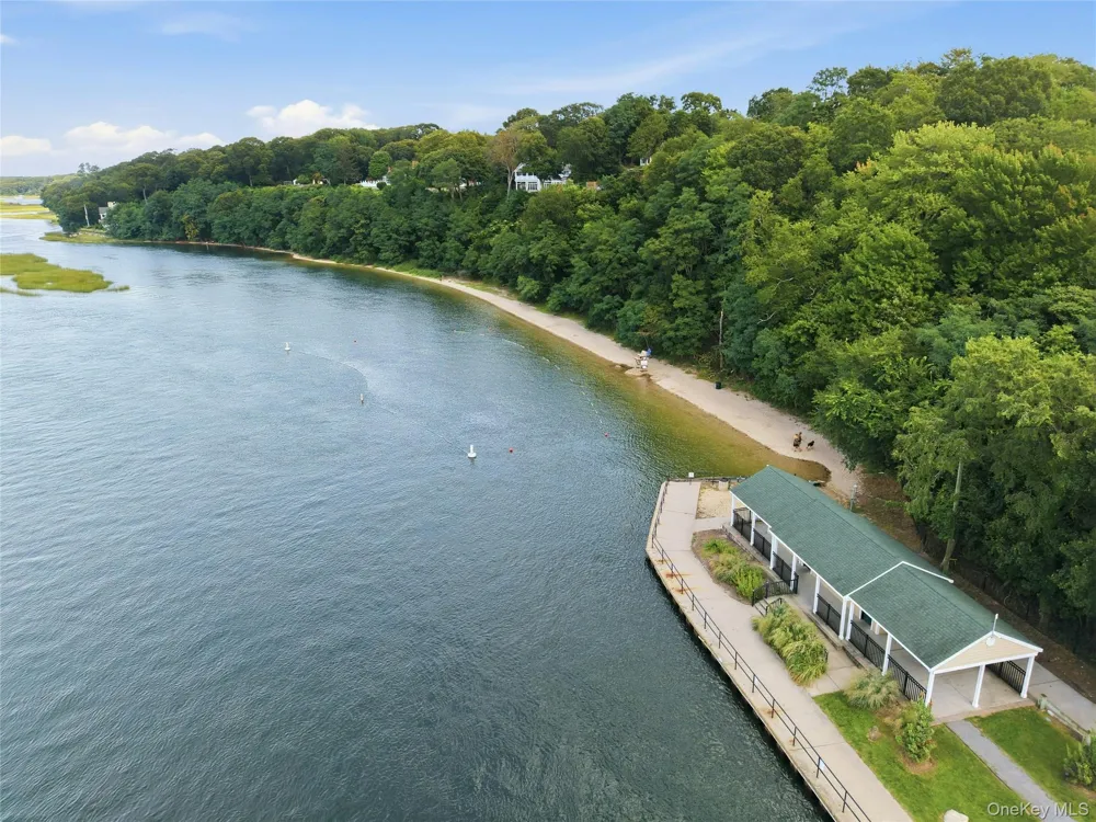 47 Shore Road Stony Brook, NY 11790