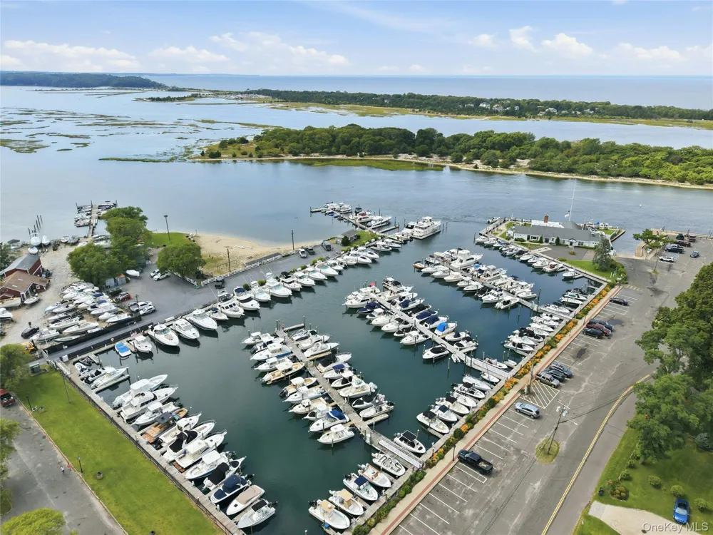 47 Shore Road Stony Brook, NY 11790