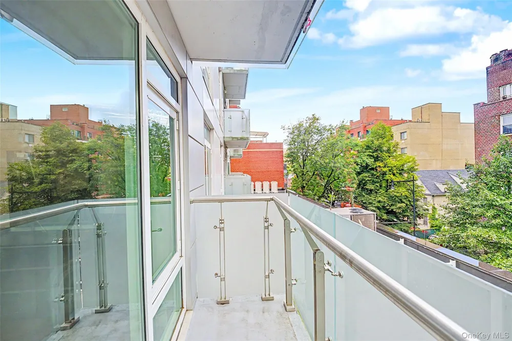142-38 37th Ave #4H Flushing, NY 11354