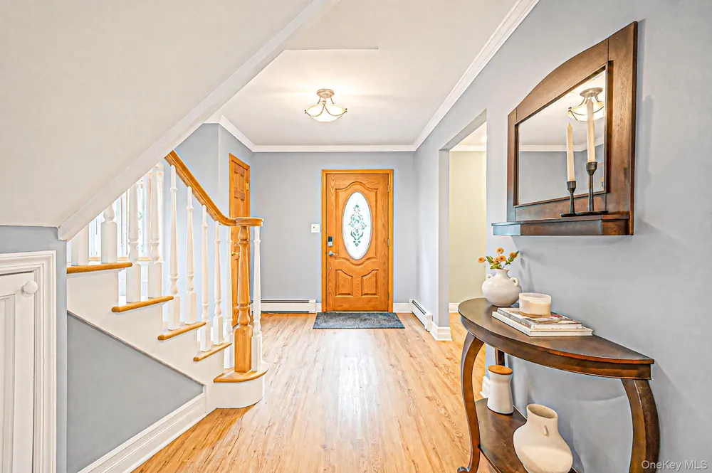 4 Loma Street Medford, NY 11763