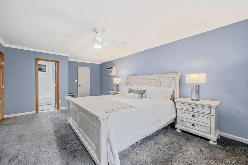 4 Loma Street Medford, NY 11763