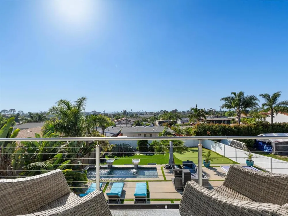 1044 Arcadia Rd Encinitas, CA 92024