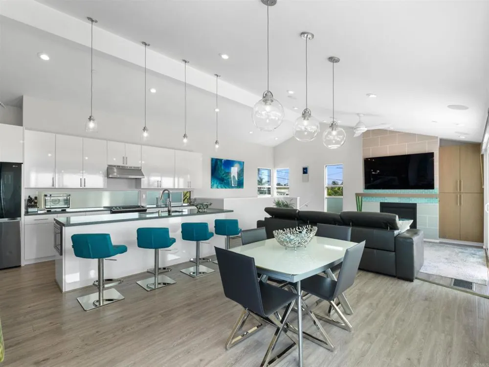 1044 Arcadia Rd Encinitas, CA 92024