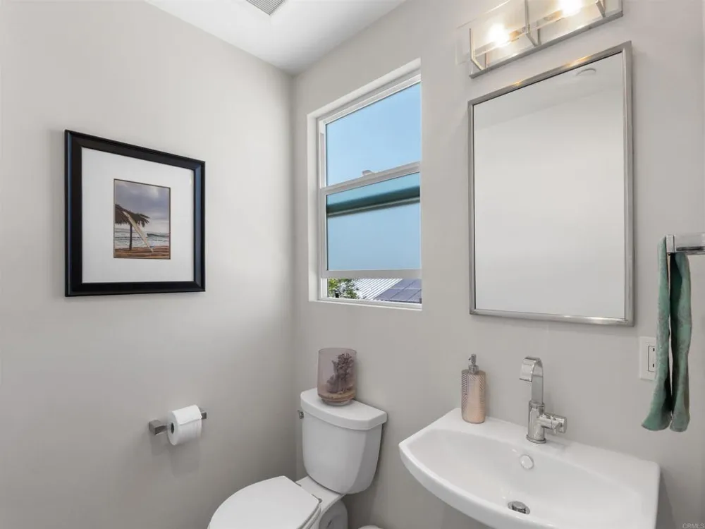 1044 Arcadia Rd Encinitas, CA 92024