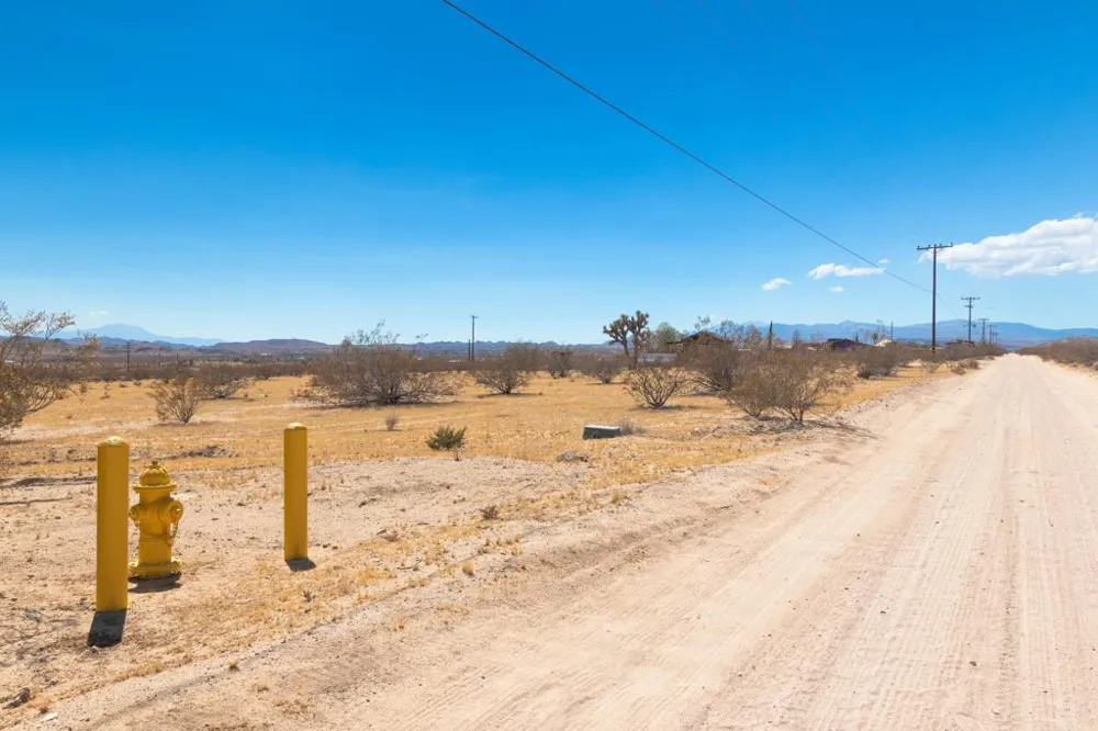 61595 La Brisa Drive Joshua Tree, CA 92252