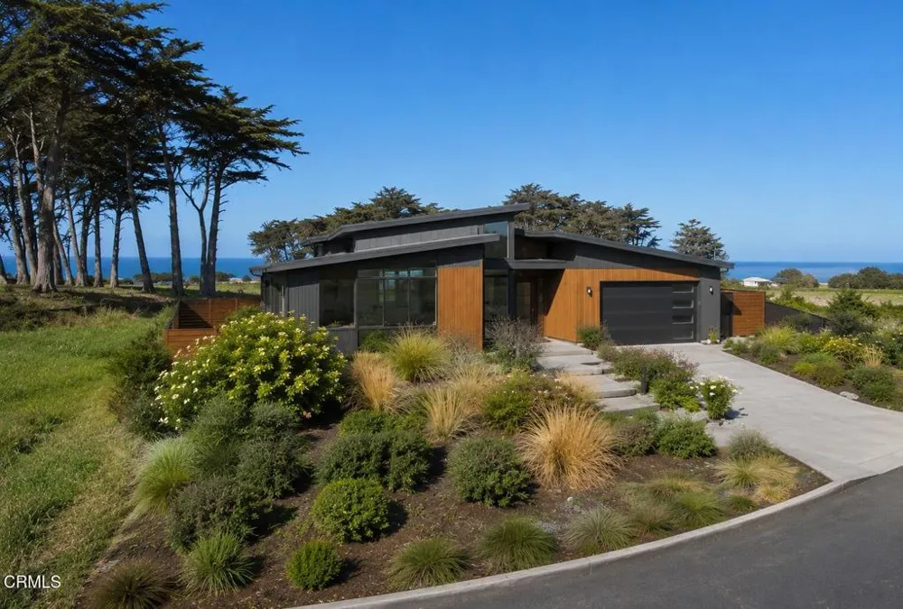 43575 Sea Cypress Drive Manchester, CA 95459