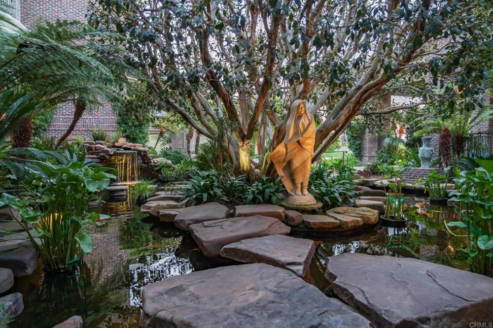 5893 Winland Hills Dr Rancho Santa Fe, CA 92067