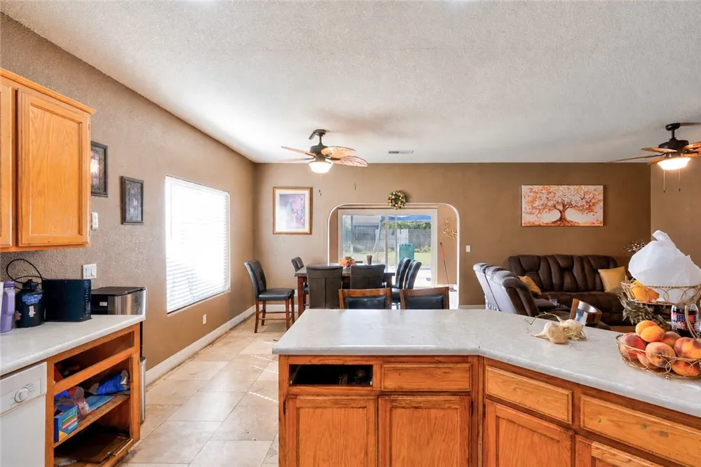 6561 Alyssa Drive Winton, CA 95388