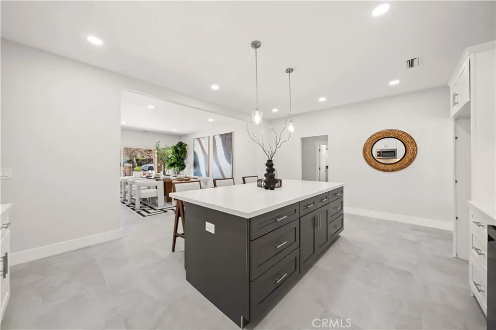 2521 Doubletree Rowland Heights, CA 91748