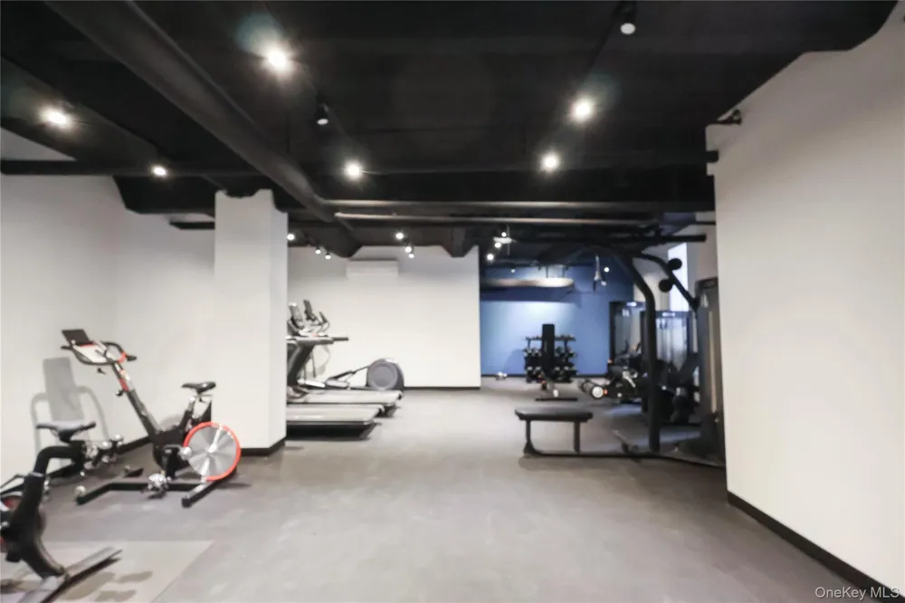 14809 Northern Boulevard #5J Flushing, NY 11354