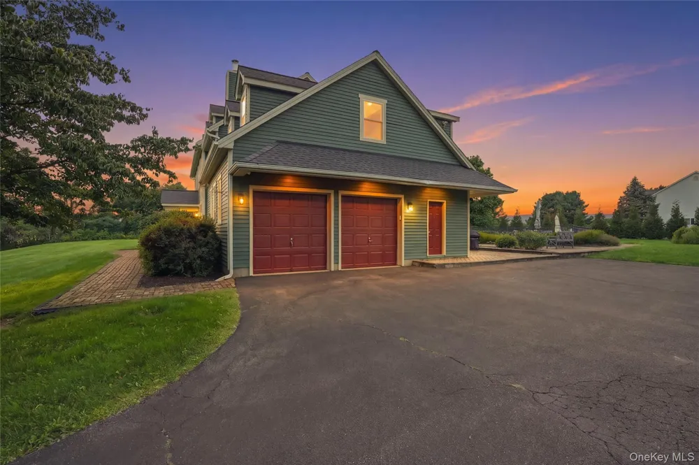 79 Millbrook Road Wallkill, NY 12589