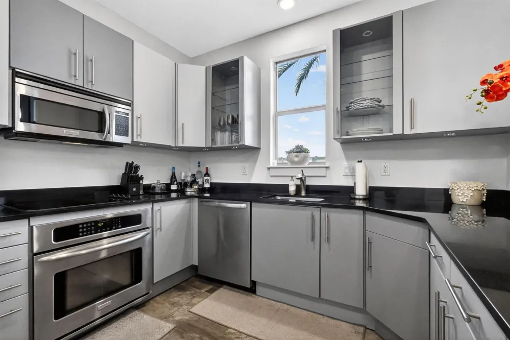 365 SE 6th Avenue #309 Delray Beach, FL 33483