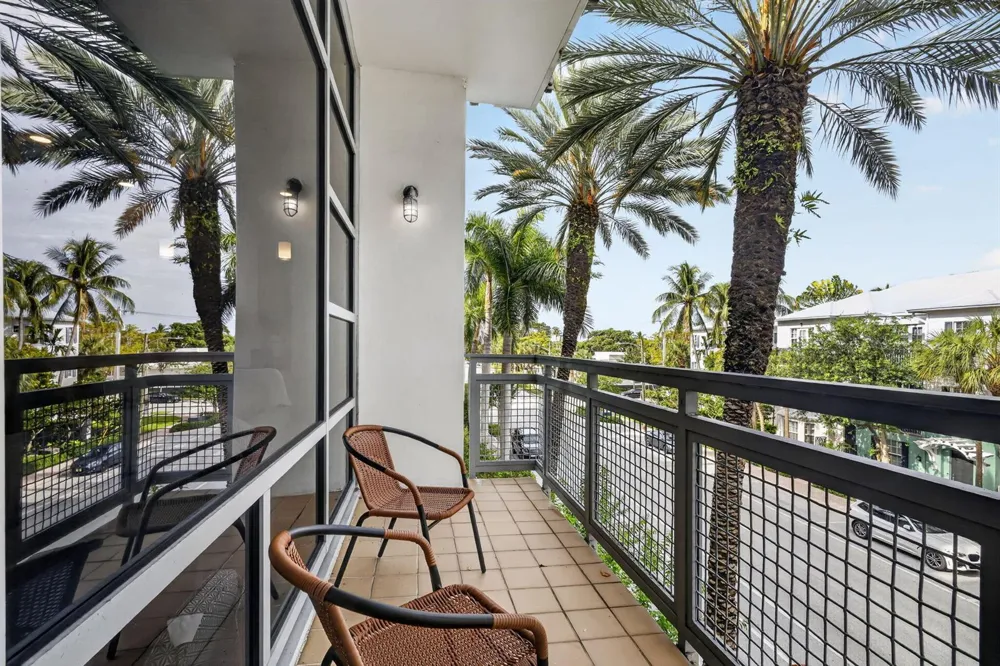 365 SE 6th Avenue #309 Delray Beach, FL 33483