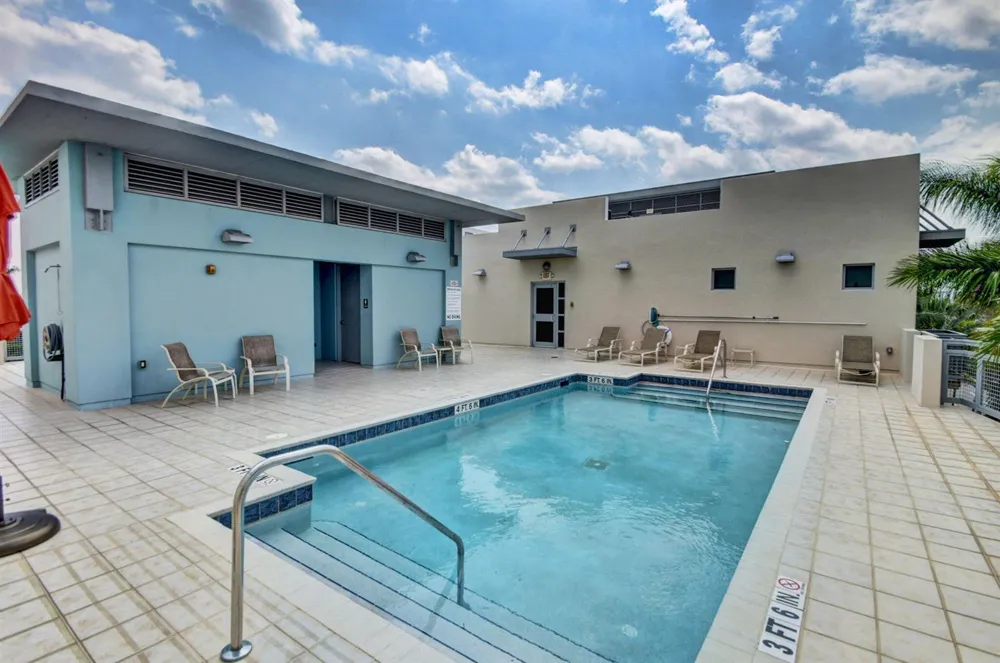 365 SE 6th Avenue #309 Delray Beach, FL 33483