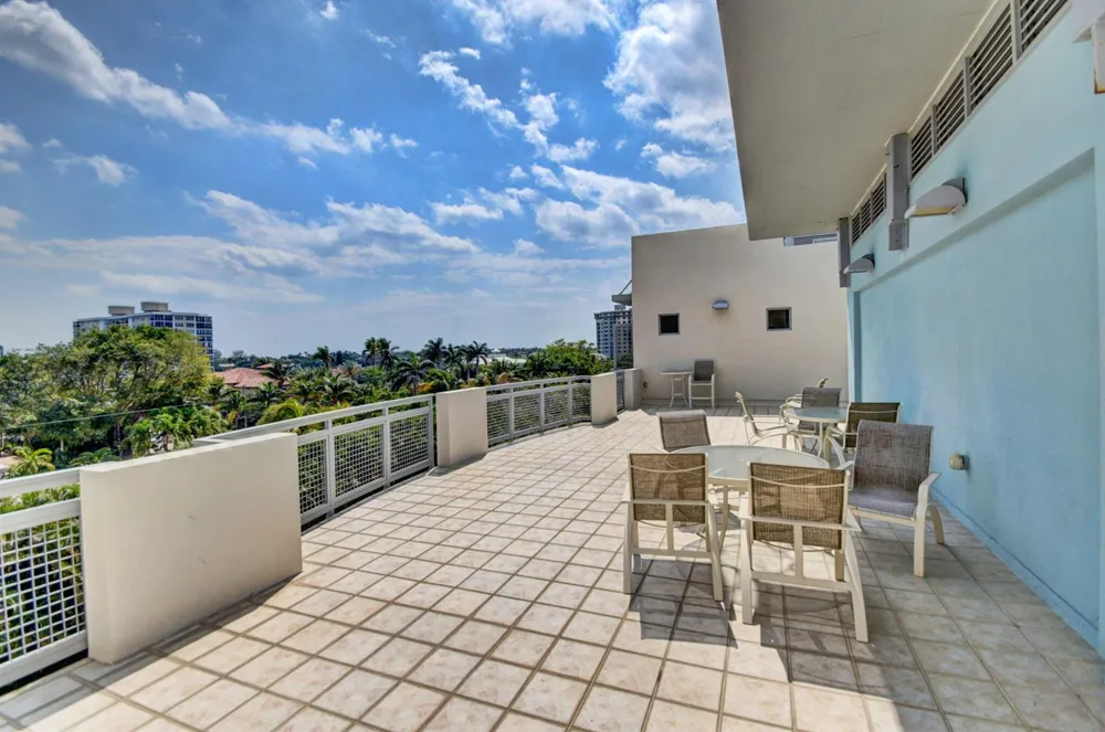 365 SE 6th Avenue #309 Delray Beach, FL 33483