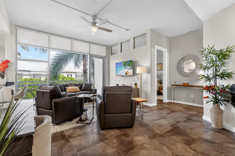 365 SE 6th Avenue #309 Delray Beach, FL 33483