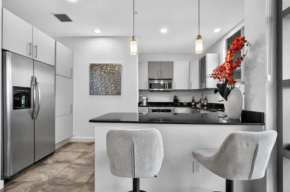 365 SE 6th Avenue #309 Delray Beach, FL 33483