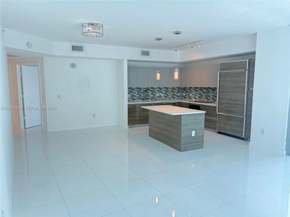 1100 S Miami Ave #1210 Miami, FL 33130