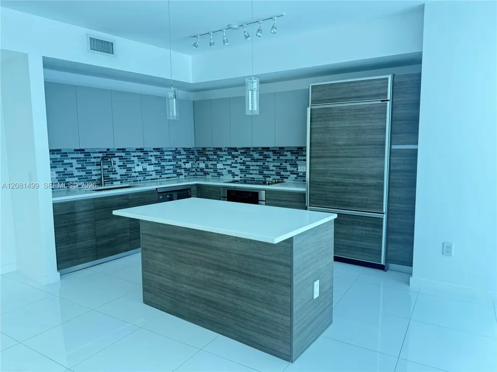 1100 S Miami Ave #1210 Miami, FL 33130