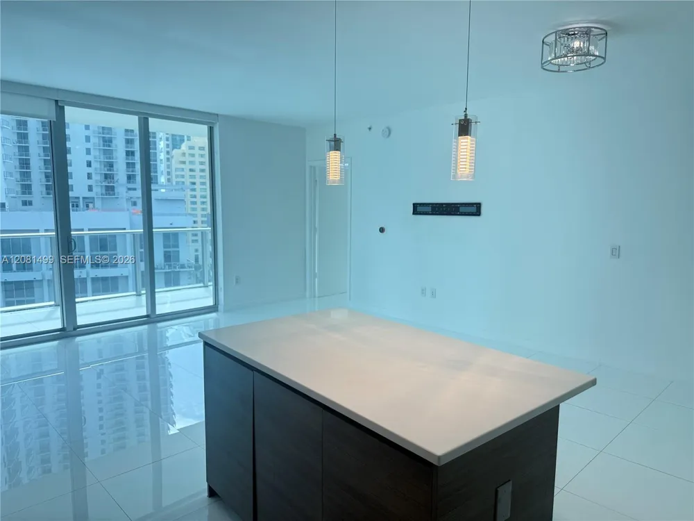 1100 S Miami Ave #1210 Miami, FL 33130