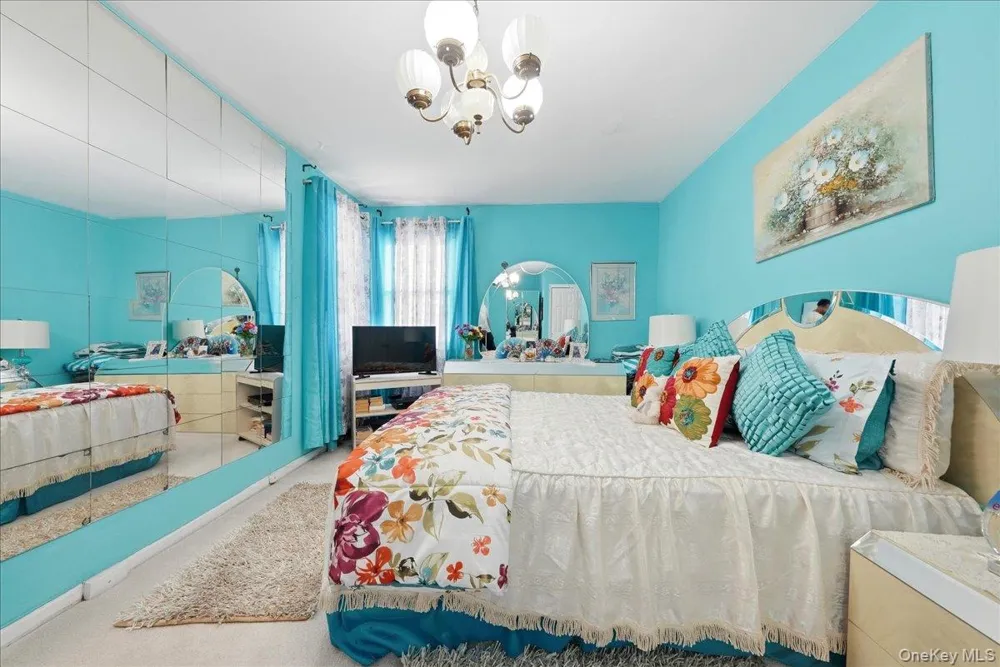 4027 Grace Avenue Bronx, NY 10466