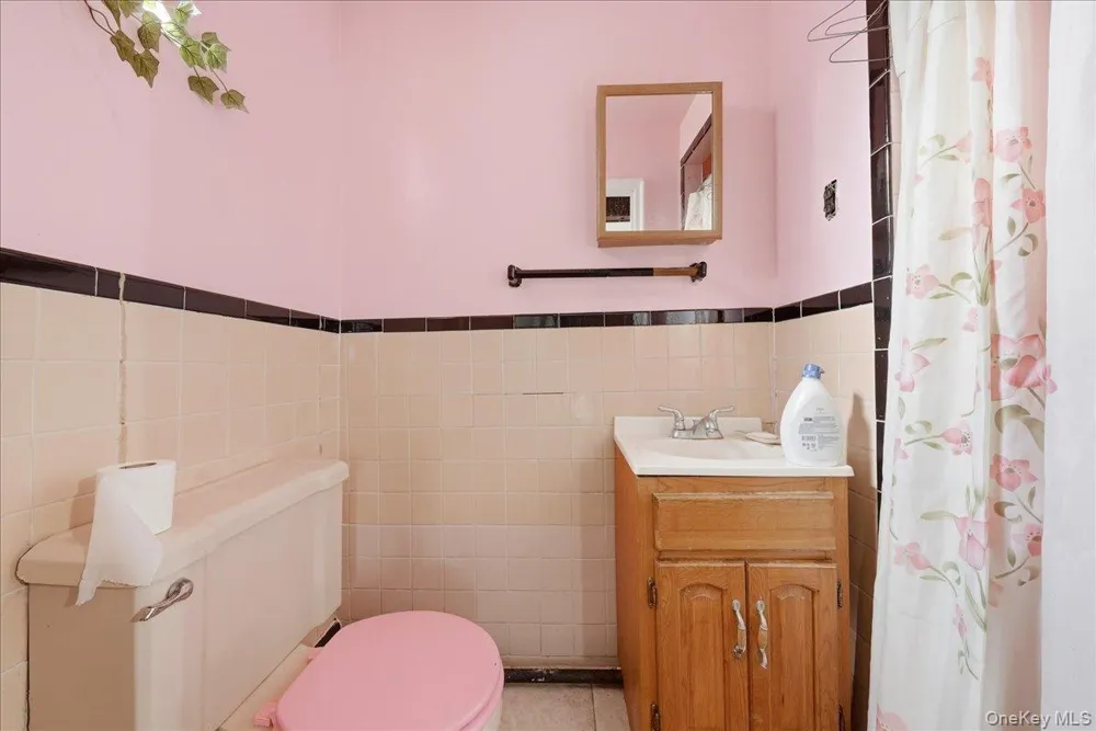 4027 Grace Avenue Bronx, NY 10466