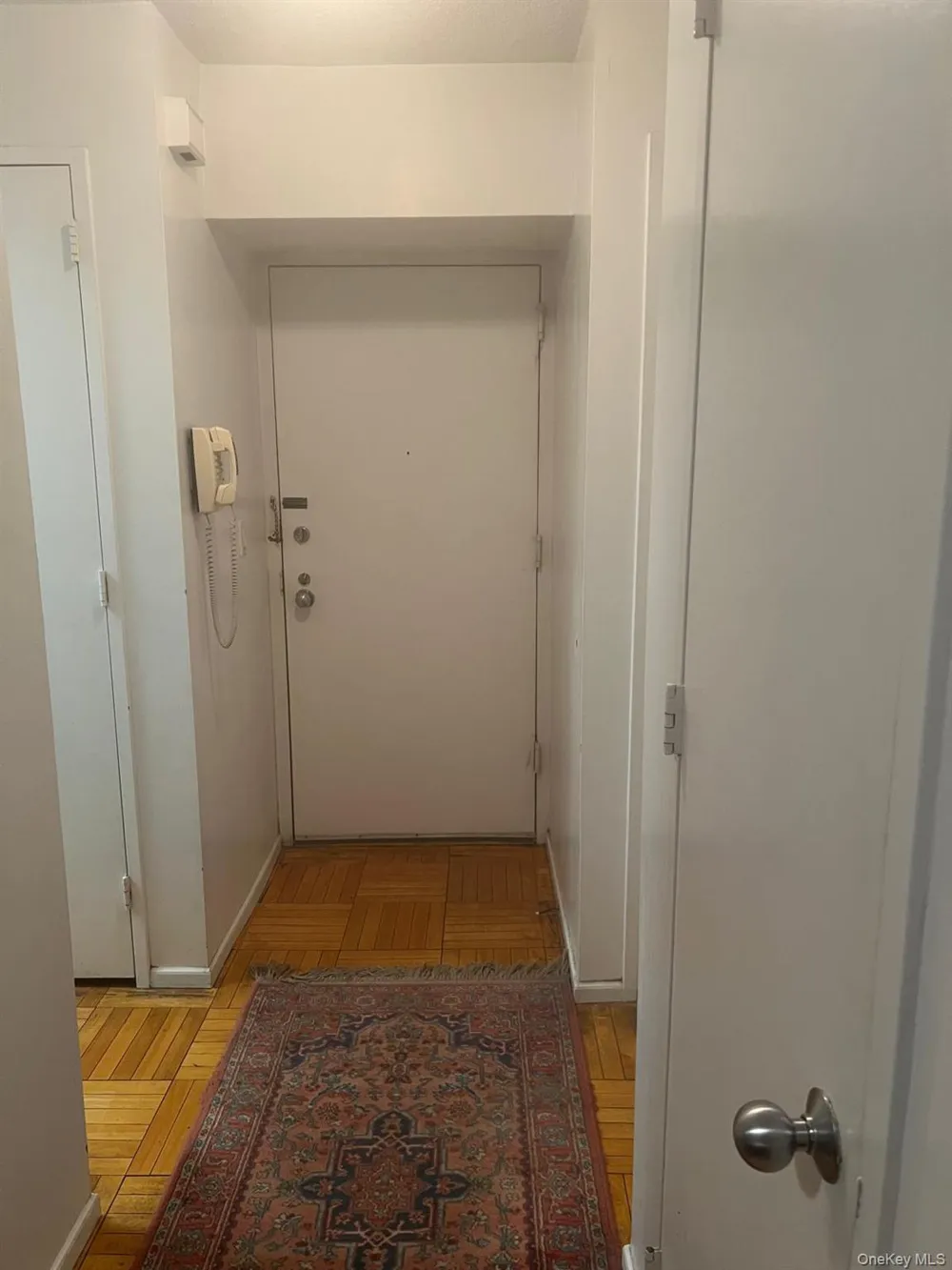 330 E 38th Street #10C New York (Manhattan), NY 10016