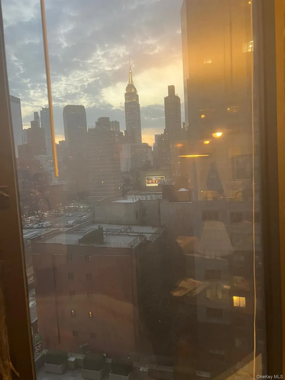 330 E 38th Street #10C New York (Manhattan), NY 10016