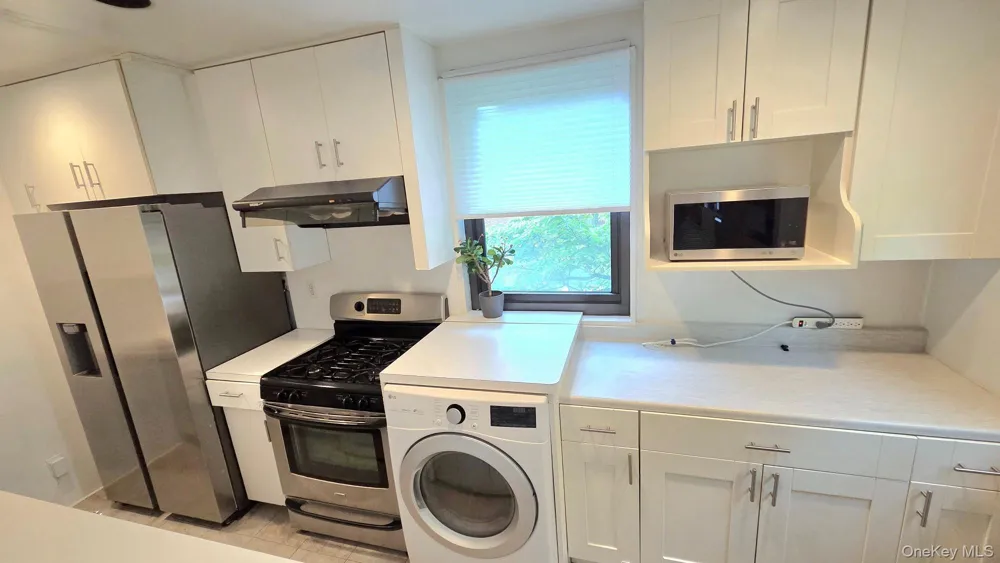 163-70 17th Avenue #Upper Level Whitestone, NY 11357