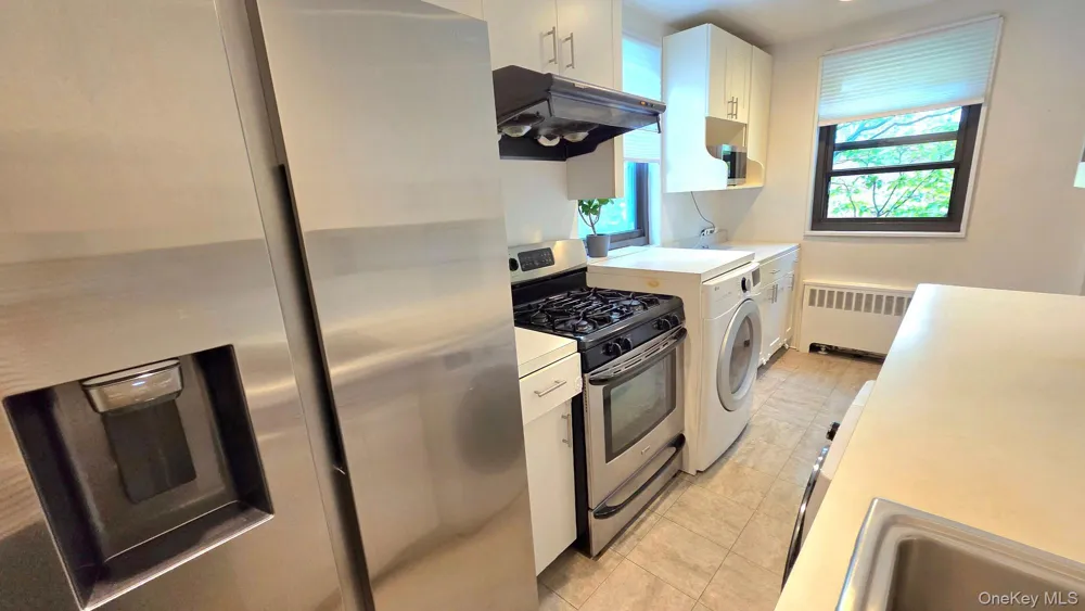 163-70 17th Avenue #Upper Level Whitestone, NY 11357