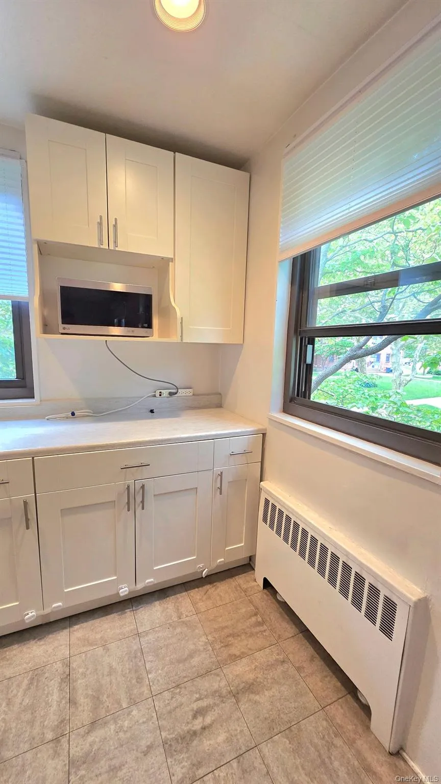 163-70 17th Avenue #Upper Level Whitestone, NY 11357