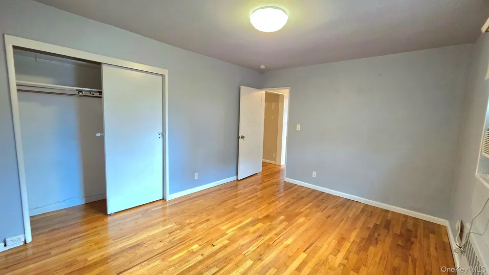163-70 17th Avenue #Upper Level Whitestone, NY 11357