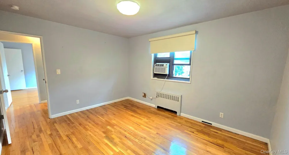 163-70 17th Avenue #Upper Level Whitestone, NY 11357