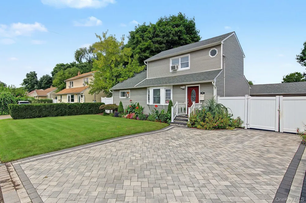 95 E Booker Avenue Wyandanch, NY 11798