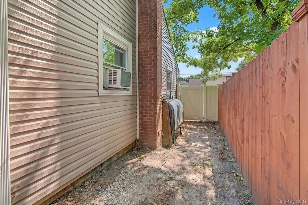 95 E Booker Avenue Wyandanch, NY 11798