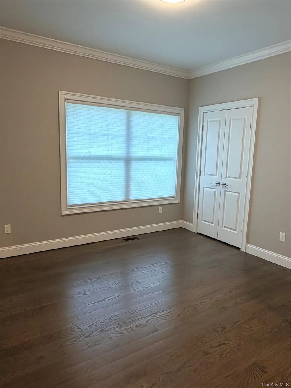 28 E Fern Dr Jericho, NY 11753