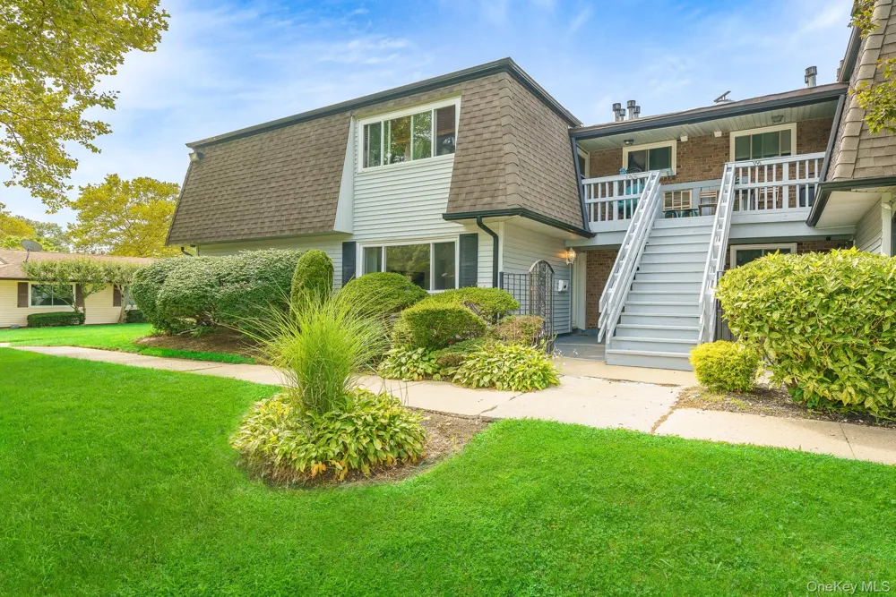 161 Feller Drive Central Islip, NY 11722